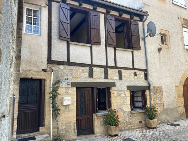 Maison dans le centre historique de Bretenoux
