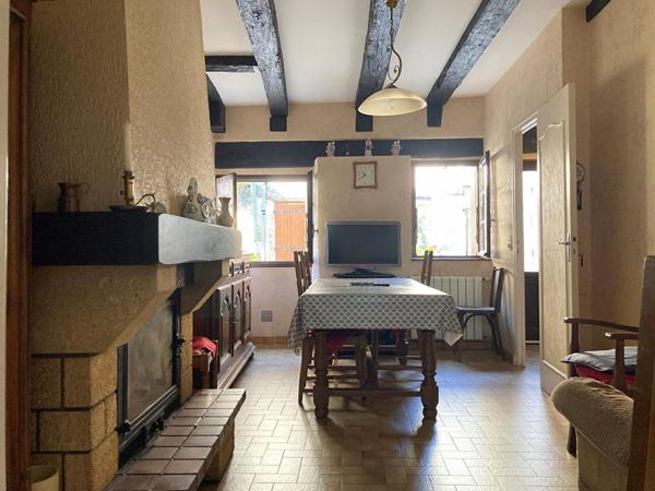 Maison dans le centre historique de Bretenoux