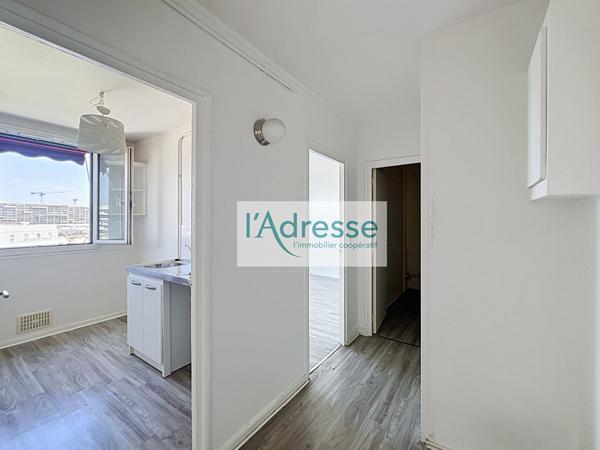 REUILLY-DIDEROT - 2 PIÈCES - ÉTAGE ÉLEVÉ - SANS VIS-À-VIS - ASCENSEUR