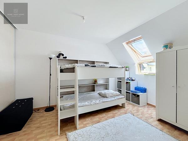 TRELAZE - ST BARTHÉLEMY Maison familiale 151 m2 vie de plain pied 4 chambres garage Trelaze