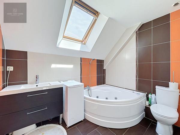 TRELAZE - ST BARTHÉLEMY Maison familiale 151 m2 vie de plain pied 4 chambres garage Trelaze