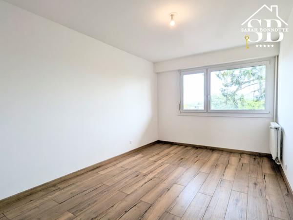 Appartement 98 m2 refait entièrement à neuf à St-Louis Bourgfelden