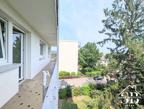 Appartement 98 m2 refait entièrement à neuf à St-Louis Bourgfelden