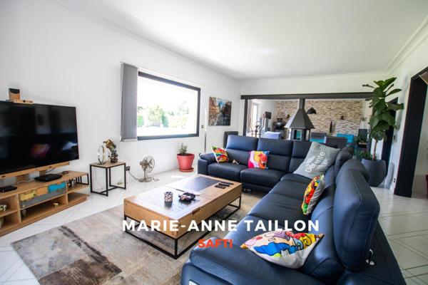 Magnifique villa au design contemporain - 5 chambres - Piscine - 5km de Blaye