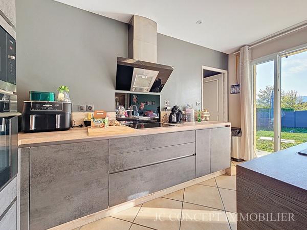 Maison Plain pied proche commerce sur 830 m² 335 000 €
