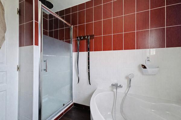 Maison Plain pied proche commerce sur 830 m² 335 000 €