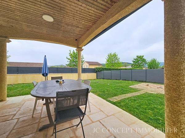 Maison Plain pied proche commerce sur 830 m² 335 000 €