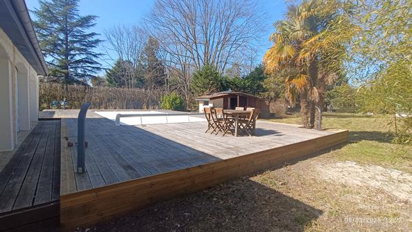 Maison à louer Pessac : 5 pièces, 109m² avec 4 chambre(s) à 2 092€ - AJP Immobilier Pessac