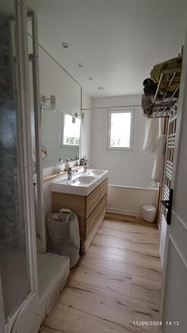 Maison à louer Pessac : 5 pièces, 109m² avec 4 chambre(s) à 2 092€ - AJP Immobilier Pessac