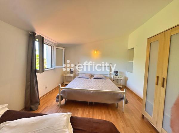 Appartement
         4 pièces
        - 72 m² 252 600 € *