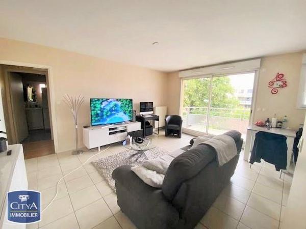 Appartement à louer 2 pièces 42.35m² Clermont-Ferrand (63000)
