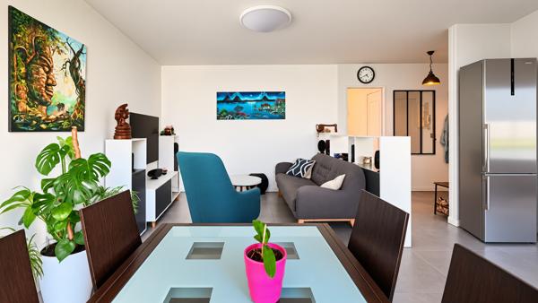 Appartement
         3 pièces
        - 65 m² Exclusivité 335 000 € *