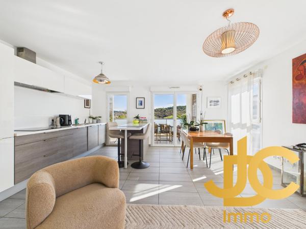 Appartement à LE CANNET (06110)