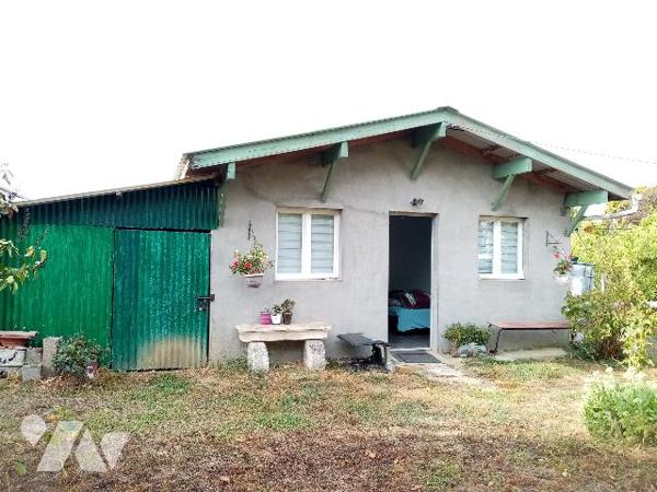 PETITE MAISON AU CALME