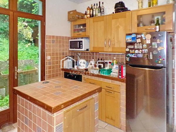 Vivable plain-pied et située dans un environnement verdoyant