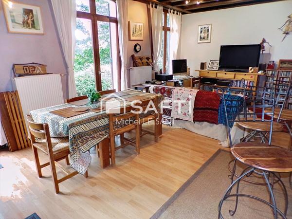 Vivable plain-pied et située dans un environnement verdoyant