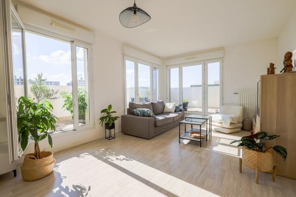 Trappes (78190) Appartement 3 pièces de 67m2 avec Terrasse de 39m2