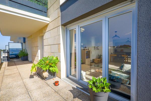 Trappes (78190) Appartement 3 pièces de 67m2 avec Terrasse de 39m2