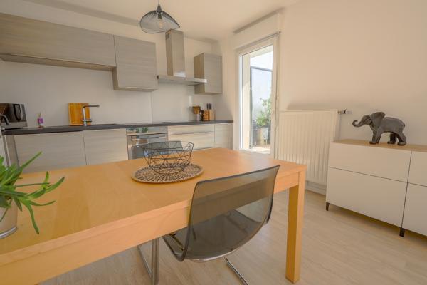 Trappes (78190) Appartement 3 pièces de 67m2 avec Terrasse de 39m2