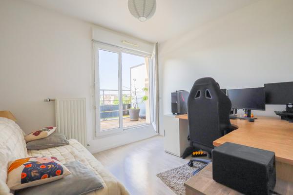 Trappes (78190) Appartement 3 pièces de 67m2 avec Terrasse de 39m2