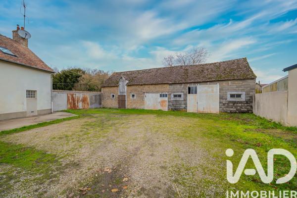 Maison à vendre 5 pièces 140 m² Souligné-sous-Ballon