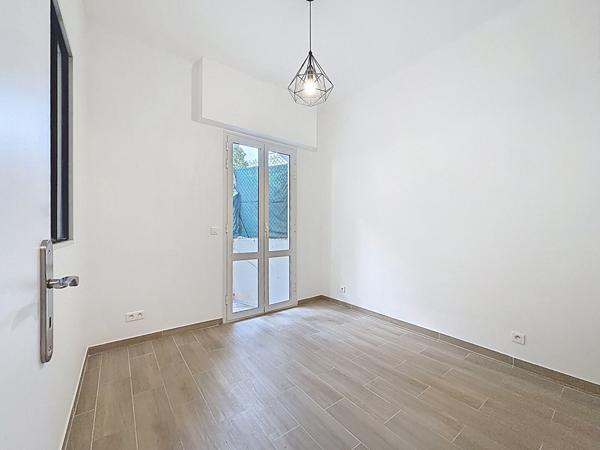 À louer  2 pièces lumineux de 34,35 m² avec terrasse - Saint-Philippe