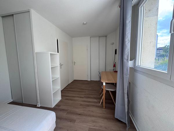 Studio A011 meublé confortable à Orléans sud, à deux pas du tramway