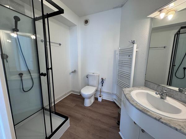 Studio A011 meublé confortable à Orléans sud, à deux pas du tramway