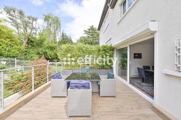 Maison
         6 pièces
        - 123 m² Exclusivité 625 000 € *