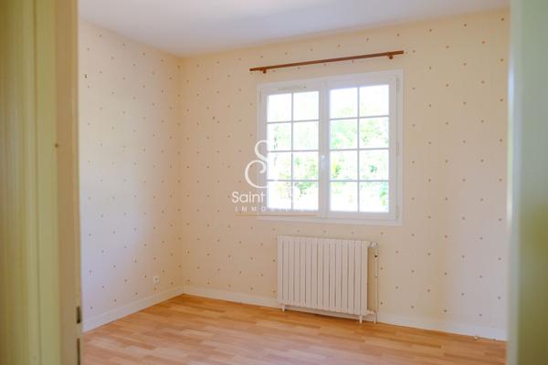 Maison Hiersac 4 pièce(s) 105 m2 environ