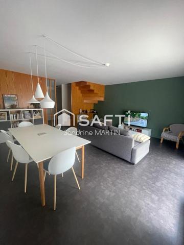 Duplex 90m2, terrasse 22m2, jardin,  garage et cave attenante