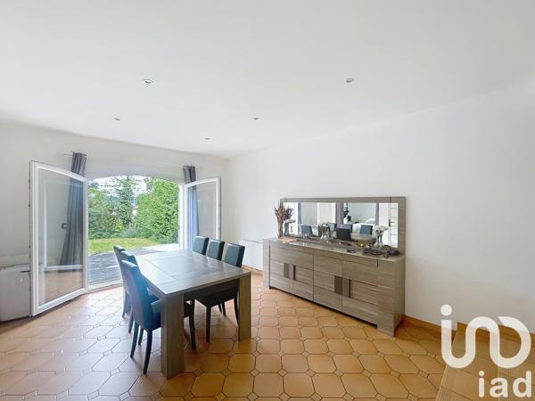 Maison à vendre 6 pièces 185 m² Saint-Rémy-lès-Chevreuse