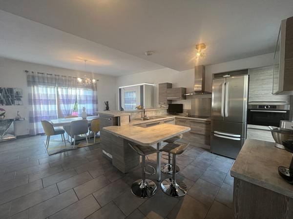 Maison 5 pièces 156.4 m2
