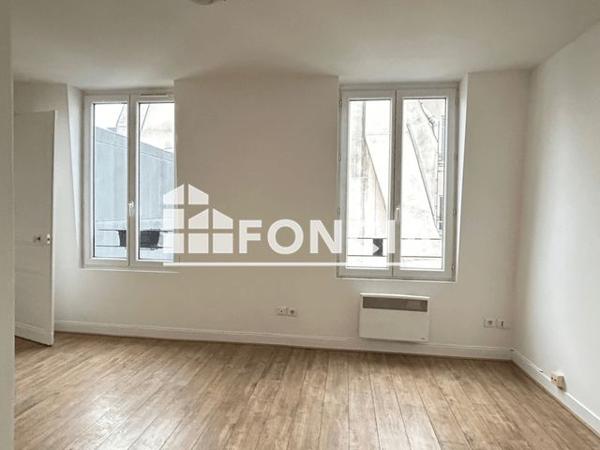 Location Appartement 4 pièces 75.44 m² - 58 AVENUE DES GOBELINS Paris 75013