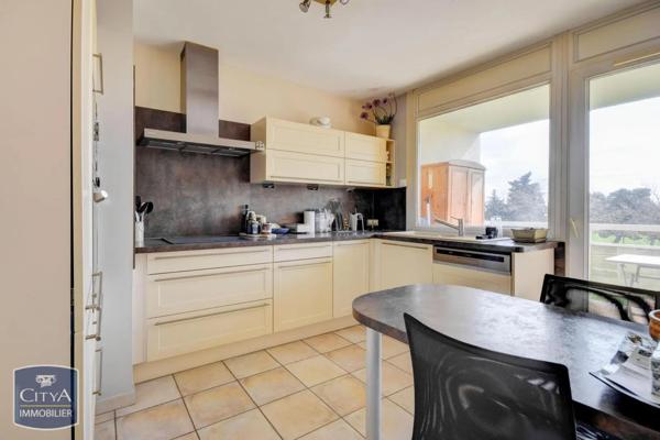 Appartement à vendre 5 pièces 97m²