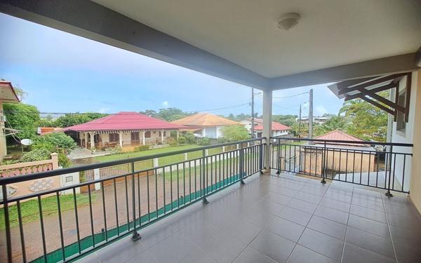 Appartement à vendre    2 pièces •  Cayenne