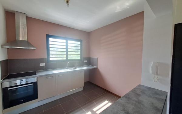 Appartement à vendre    2 pièces •  Cayenne