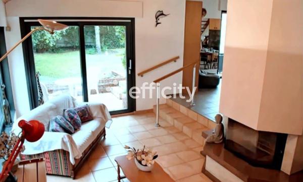 Maison 7 pièces - 121 m² Exclusivité efficity