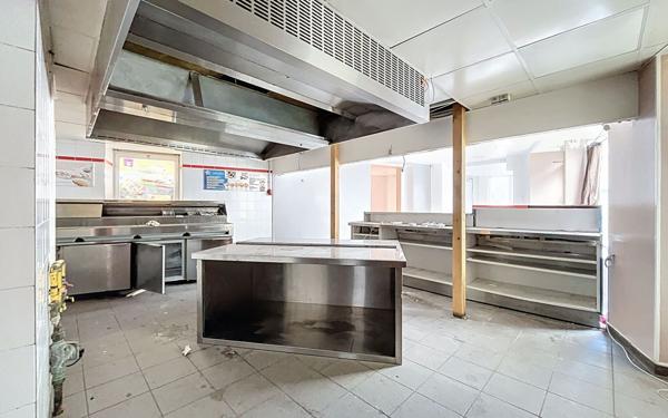 Immeuble à vendre    7 pièces • 250 m2 Bourg-lès-Valence