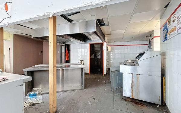 Immeuble à vendre    7 pièces • 250 m2 Bourg-lès-Valence