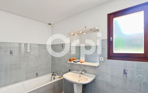 Maison à vendre    4 pièces • 125,40 m2 Ruoms