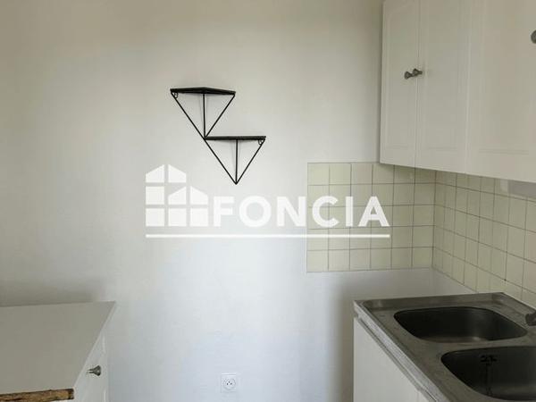 Location Appartement 2 pièces 45.79 m² - 6 PLACE RAOUL FOLLEREAU Bourgoin Jallieu 38300