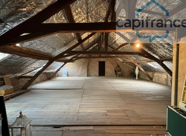 A VENDRE : MAISON DE MAÎTRE DE CHARME, 315 M², JARDIN ARBORÉ ET 5 DÉPENDANCES – 286 900 €