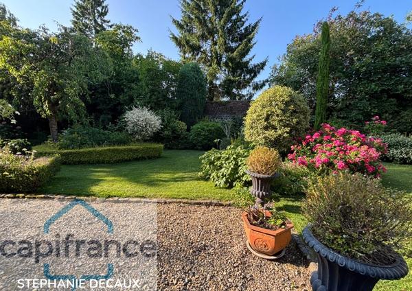 A VENDRE : MAISON DE MAÎTRE DE CHARME, 315 M², JARDIN ARBORÉ ET 5 DÉPENDANCES – 286 900 €