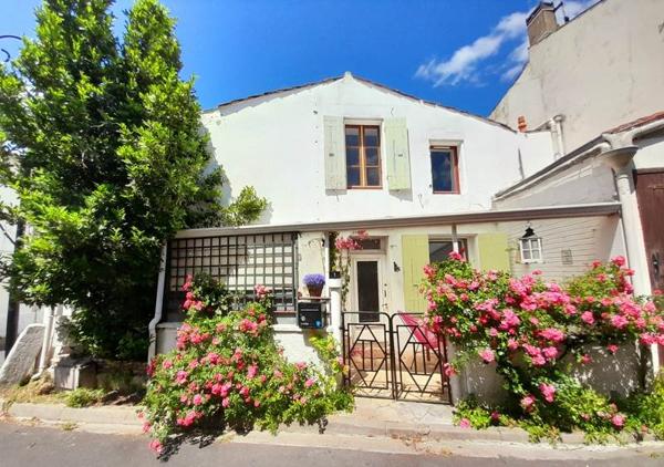 Maison à vendre |                                       Tonnay-Charente |                                        4 pièces  |  100 m²