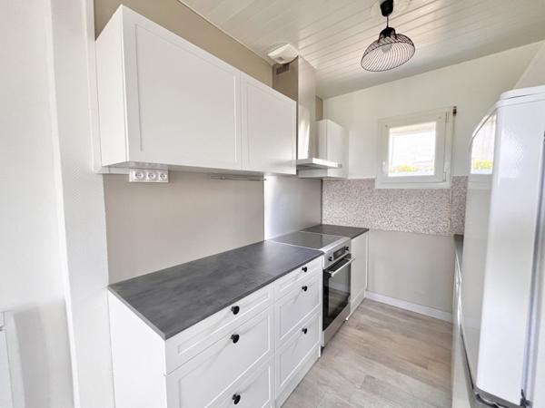 Maison à louer 580 € CC St-Hernin 3 p 49 m² DPE E
