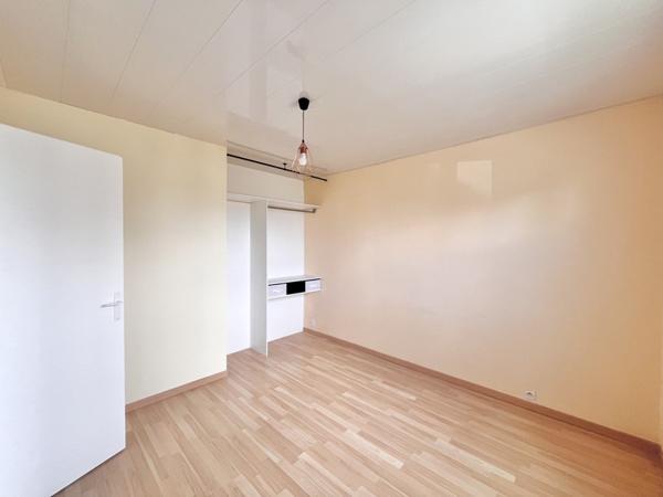 Maison à louer 580 € CC St-Hernin 3 p 49 m² DPE E