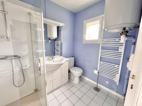Maison à louer 580 € CC St-Hernin 3 p 49 m² DPE E
