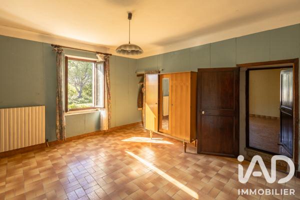 Maison à vendre 7 pièces 138,22 m² Arles