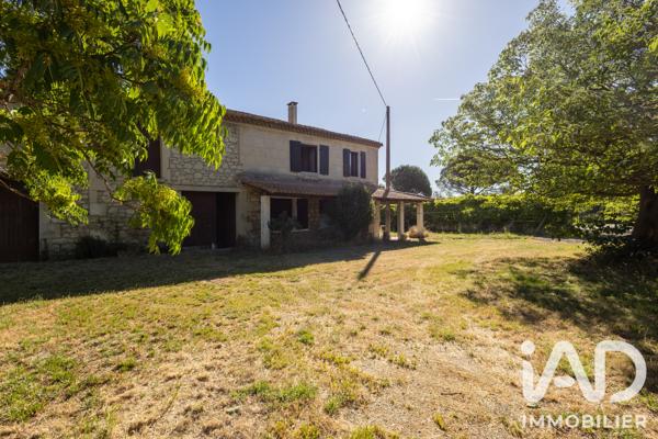 Maison à vendre 7 pièces 138,22 m² Arles